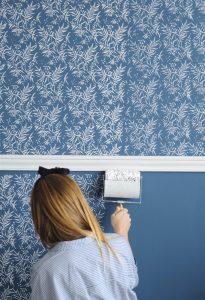 Cómo disimular una pared fea