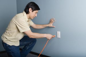 Cómo me puede pasar luz a un vecino