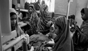 Qué es la mano de obra barata